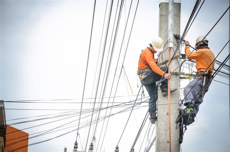 What is a Lineman